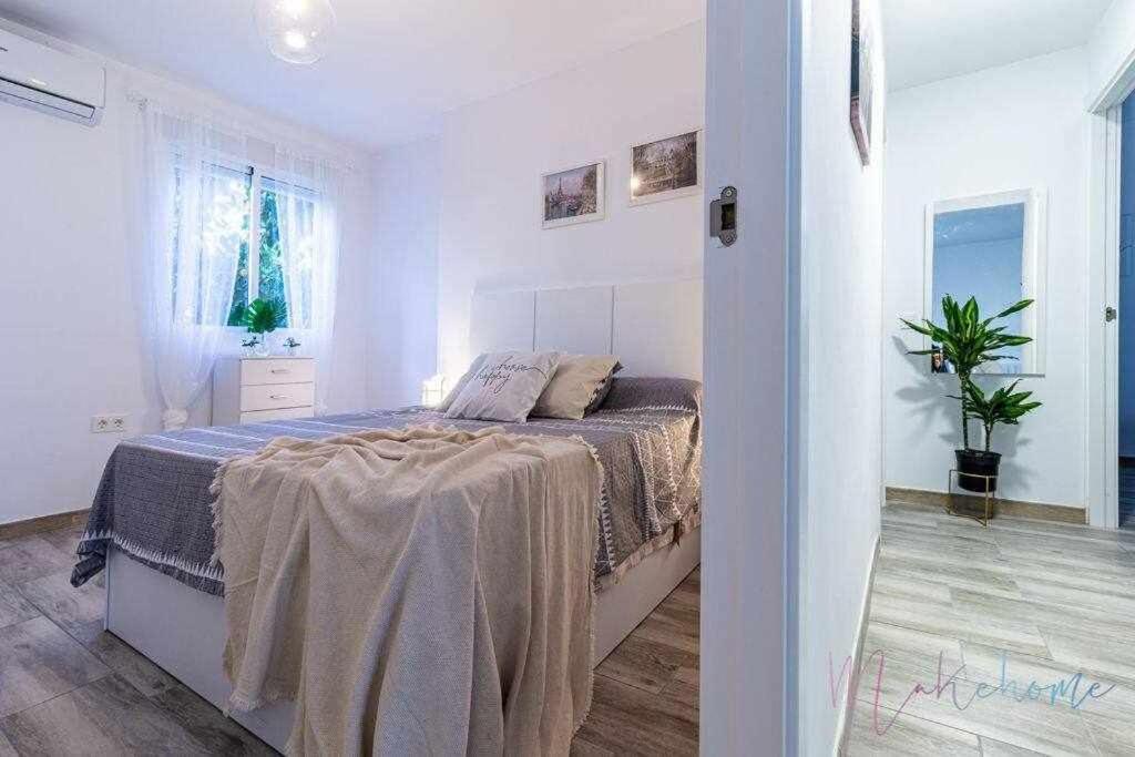 1 Apartamento En Estadio Sevilla 6 Plazas 3 Hab Y Metro Appartement *